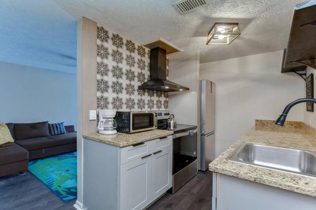 》Executive Apartment Near Armature Works-Room For Six, Full Kitchen《 Tampa Eksteriør billede